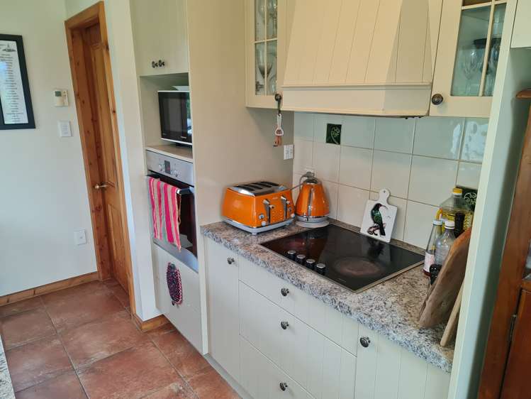 72 Hotham Street Murchison_15