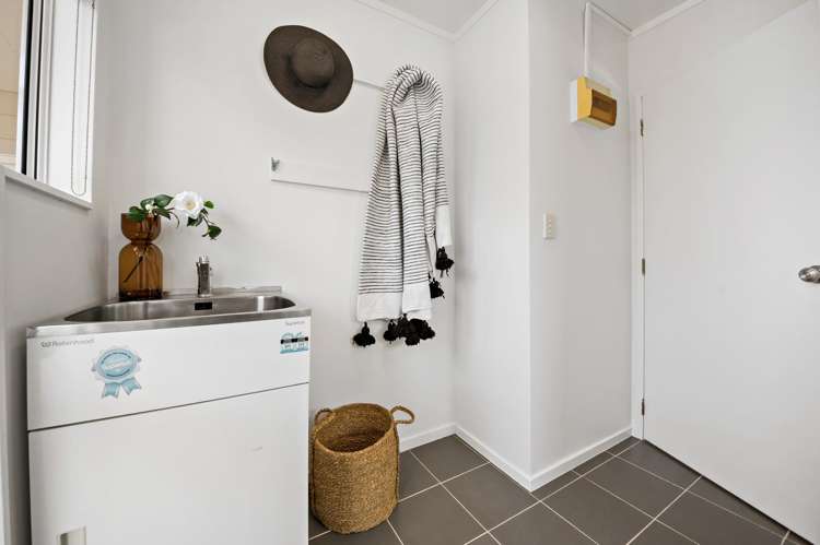 2C Woodward Road Mt Albert_11