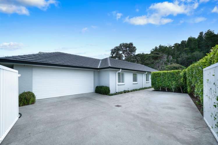 36b Forest Glen Orewa_19