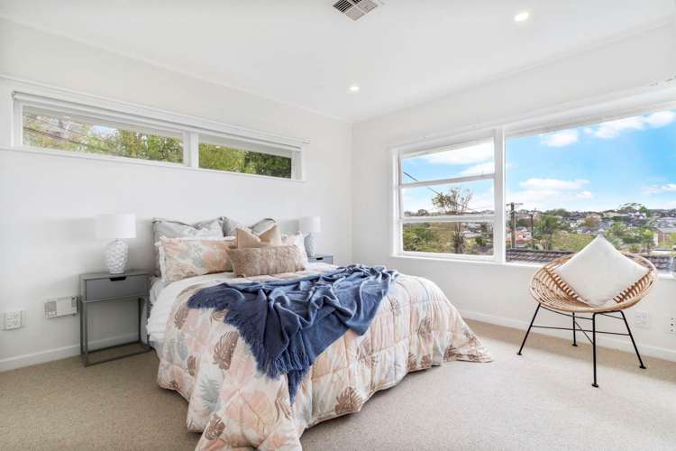 2/4 Corunna Road Milford_16