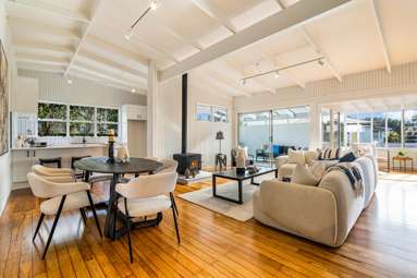 2/1c Bank Street_1