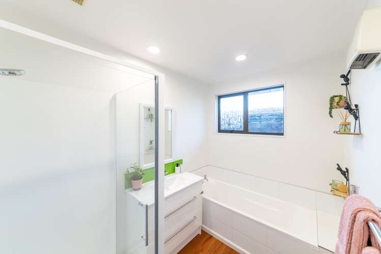 8a Fenmere Place Burwood_10