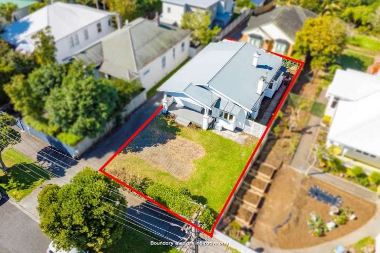 84 Taylors Road Mount Albert_17