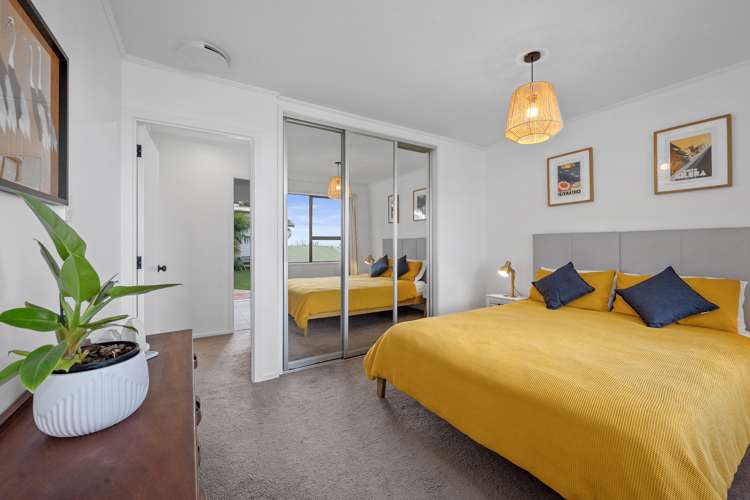 1/105 Sunset Road Totara Vale_15