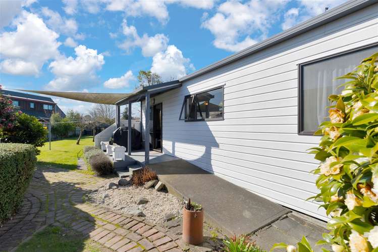 14 Parsonage Road Woodend_12