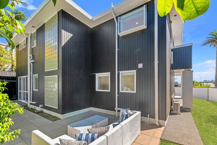 1/7 Musick Point Road Bucklands Beach_17