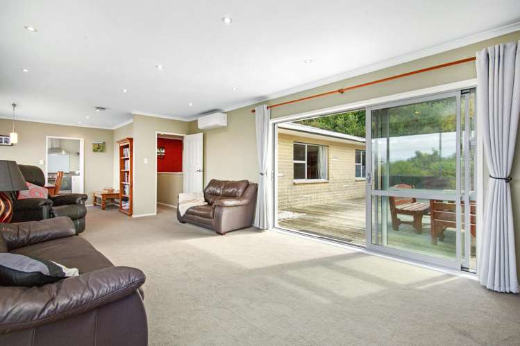 11 Camellia Terrace Maungaraki_16