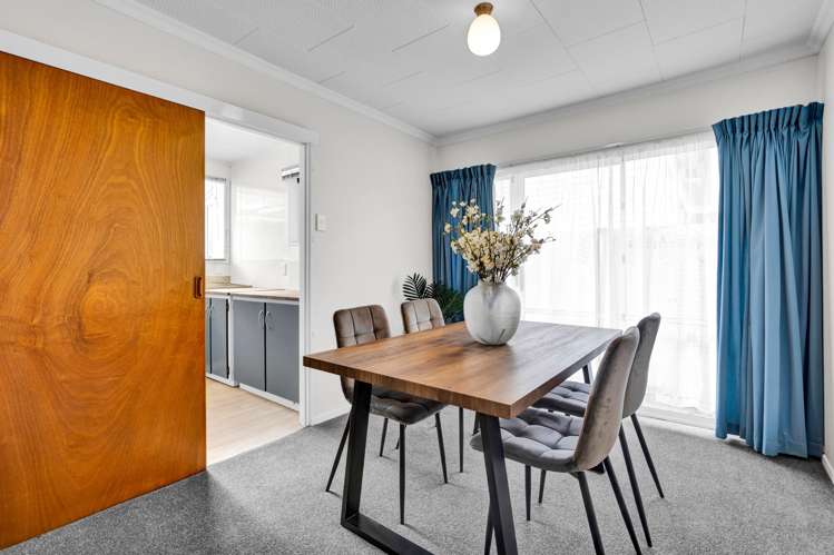 80 Tukapa Street Westown_11