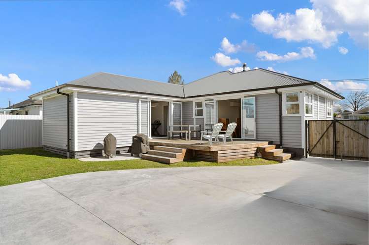 57 Masefield Drive Enderley_17