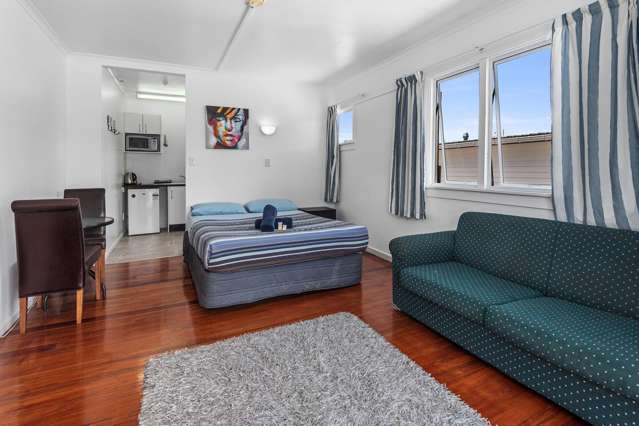 27 Selwyn Road Paihia_3