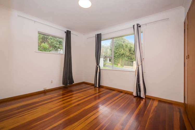 14 Shanaway Rise Hillcrest_10