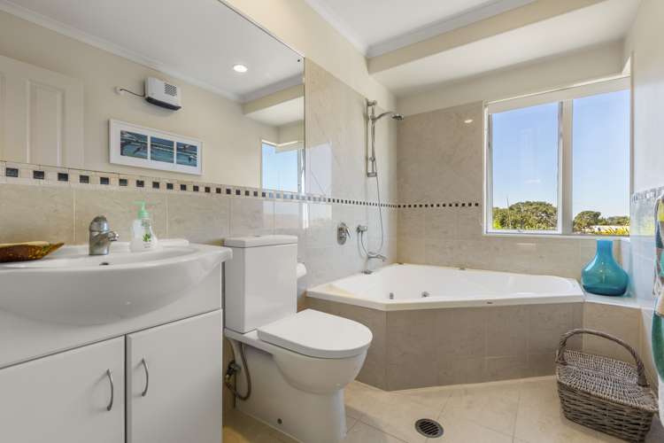 61 Raurenga Avenue Royal Oak_14