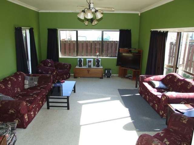 23 Ronald Court Pukete_2