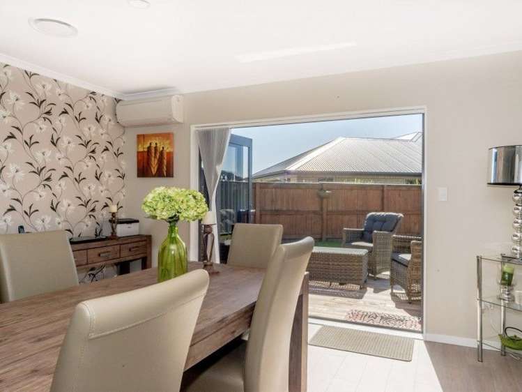 7 Joanne Street Lytton West_12