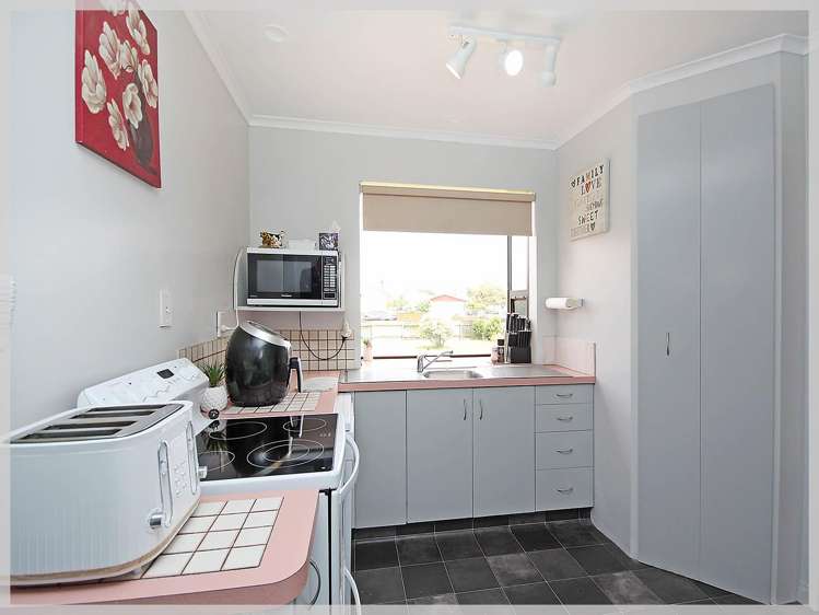 47 Edinburgh Terrace Foxton Beach_9