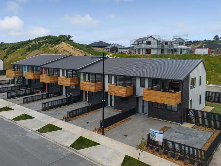 65 and 63 Oakum Road Whitby_26