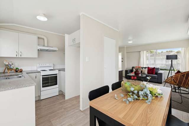 1/32 Challen Close Conifer Grove_3