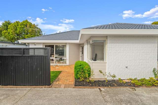 Spacious, Secure, and Steps from the Beach