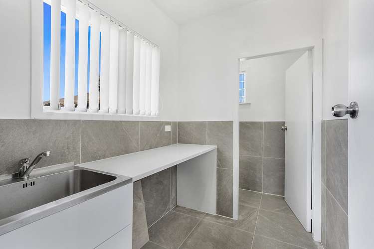 16 Normandy Avenue Melville_19