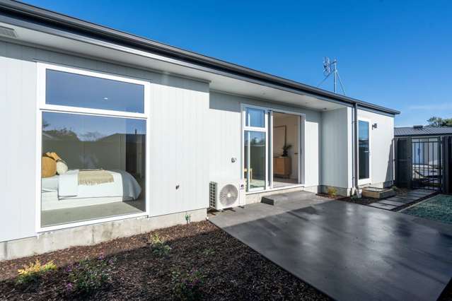 11/9C Cuffs Road Wainoni_1