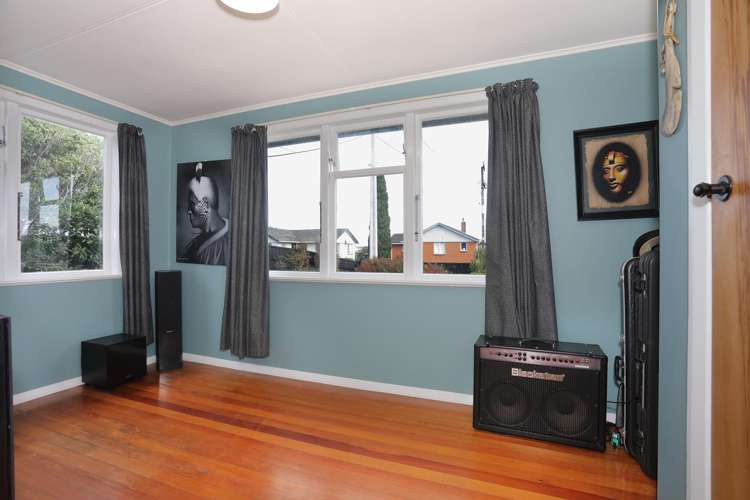 10 Kittyhawk Row Bulls_12