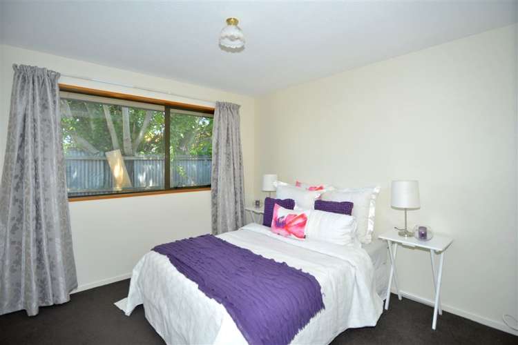 2/18 Winters Road Redwood_8