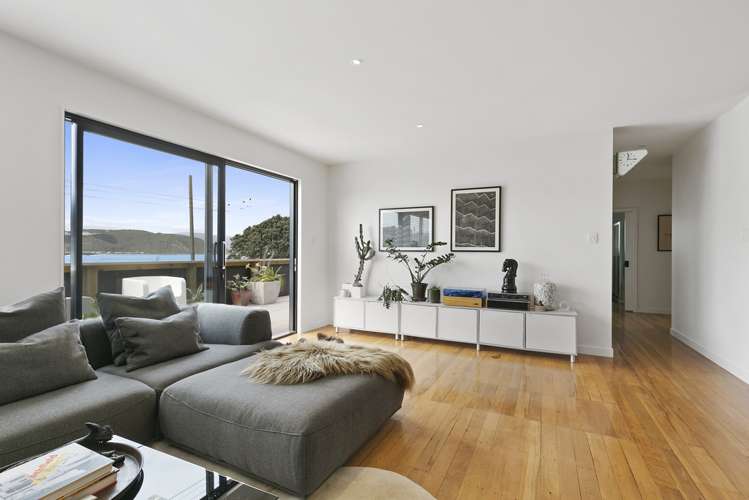 312 Queens Drive Lyall Bay_9