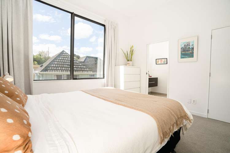 26 Palm Grove Berhampore_19