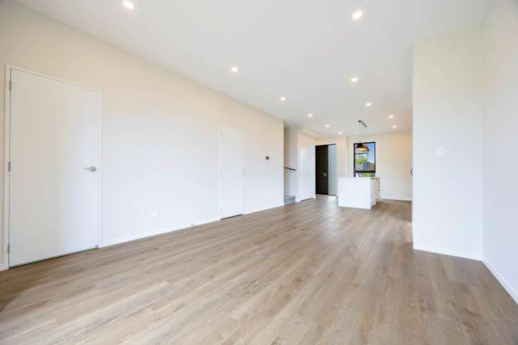 17 Puhikawa Street Massey_8