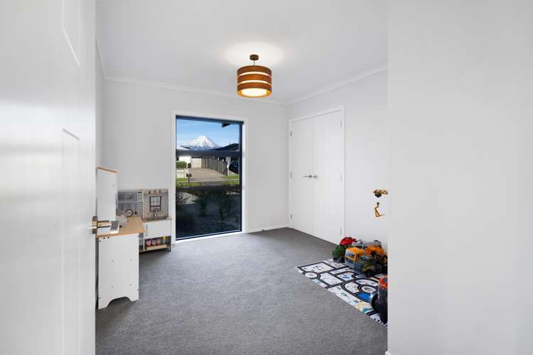 12 Hodge Park Lane Inglewood_20