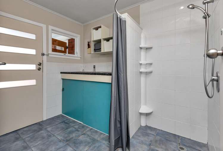 13 Kowhai Park Road Maunu_15