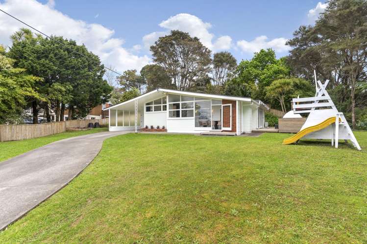 246 Glengarry Road Glen Eden_0