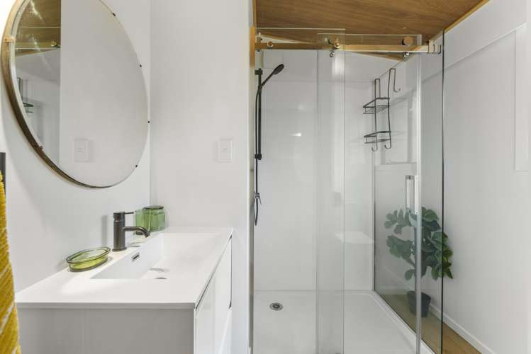 473 Sea View Road Onetangi_12