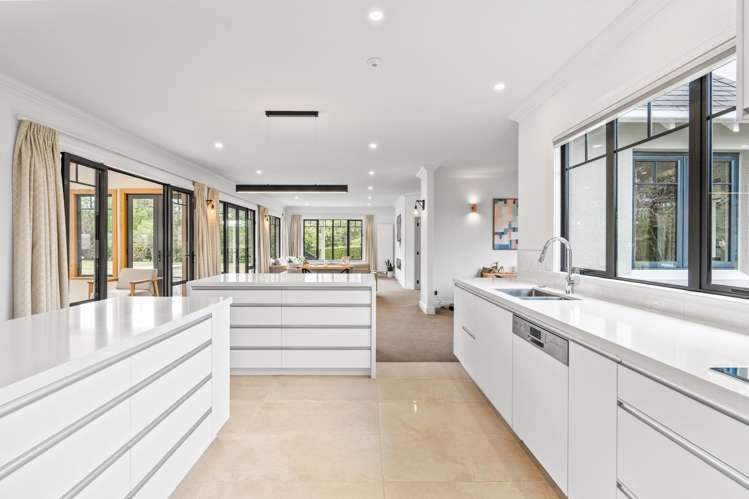9 Redwoods Lane Helensburgh_10
