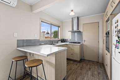 4/87 Waghorne Street_2