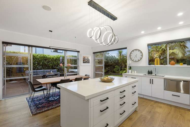 6 Regent Street Devonport_6