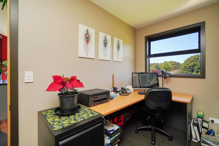 367 Oreti Road Otatara_14