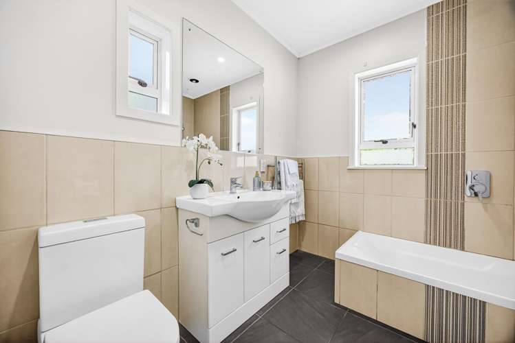 19 Te Kawa Road Greenlane_13