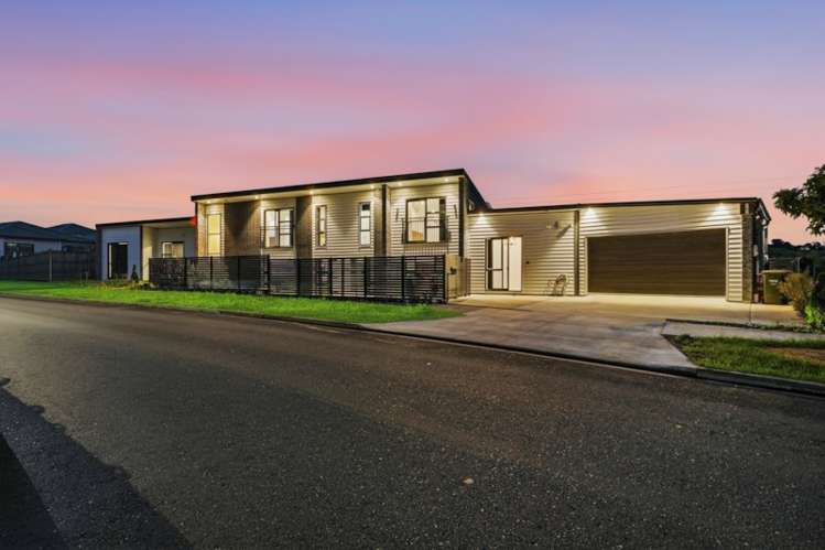 62 Castlebane Drive Flat Bush_27