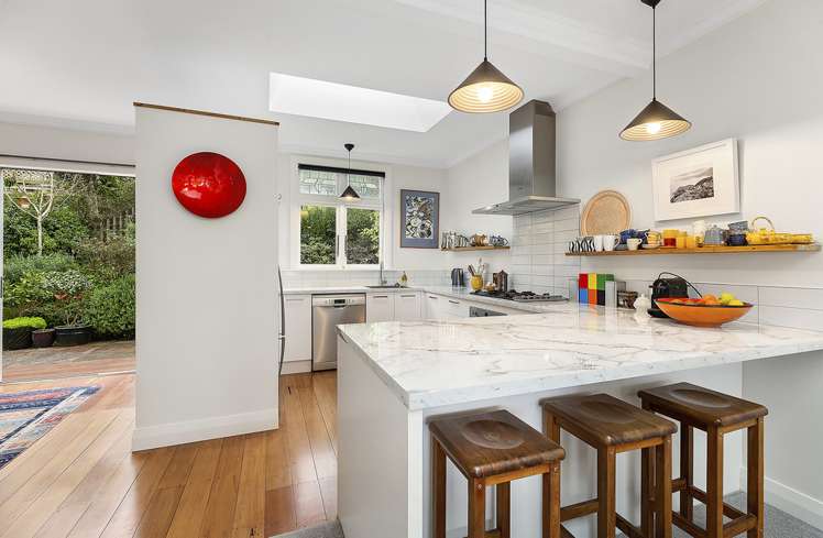 80 Mortimer Terrace Brooklyn_5