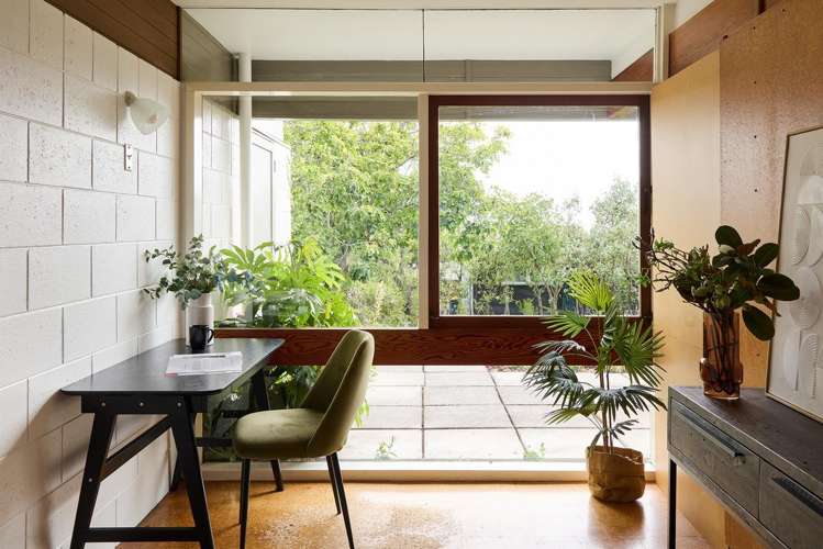 110 Huntsbury Avenue Huntsbury_18