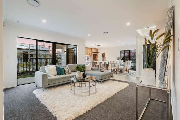 91 Parish Drive_5