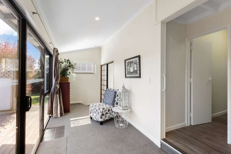 11 Koromiko Street Saint Martins_8