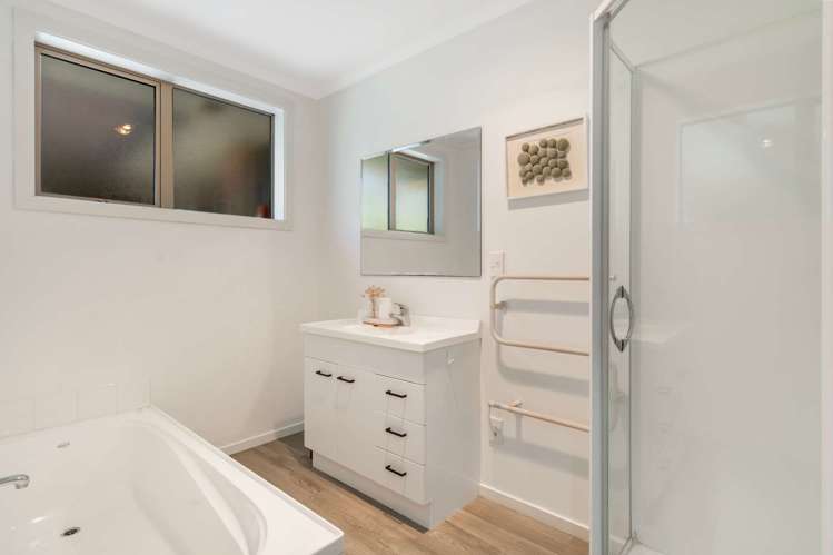 4 Hampshire Place Stoke_19