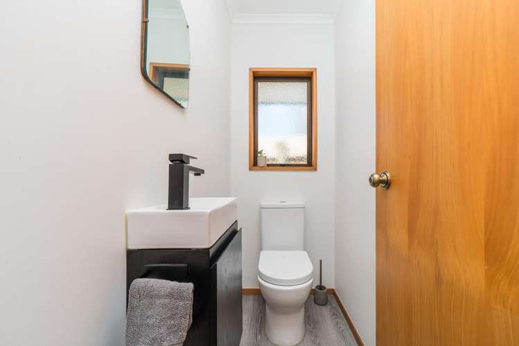 3 Silverdale Court Terrace End_14