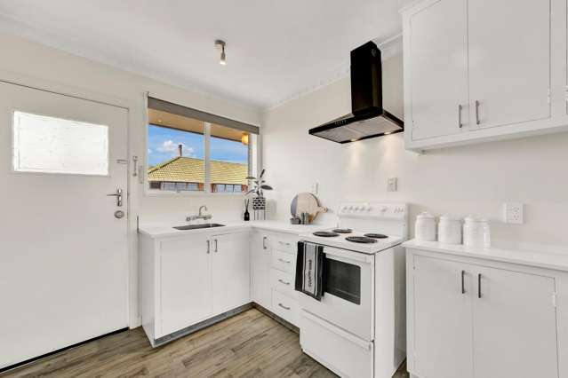 2/52 Mortlake Street Hornby_1