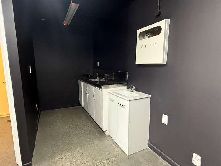 Shop 11, 22 Bay Road Kilbirnie_5