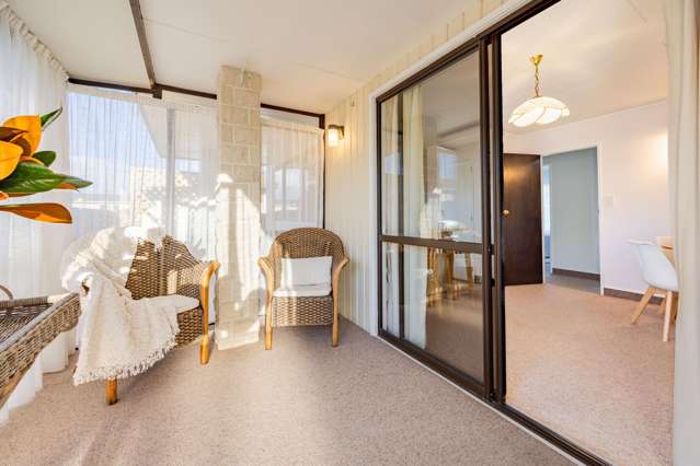 2/6 King Street Taradale_1