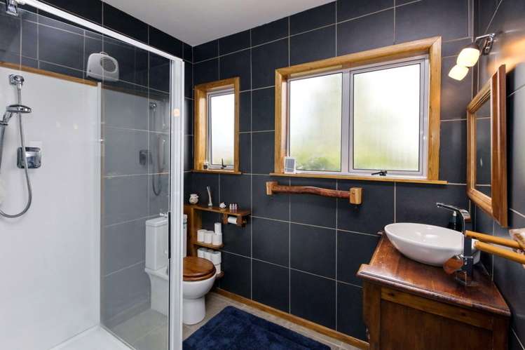 332 Waterloo Road Islington_6