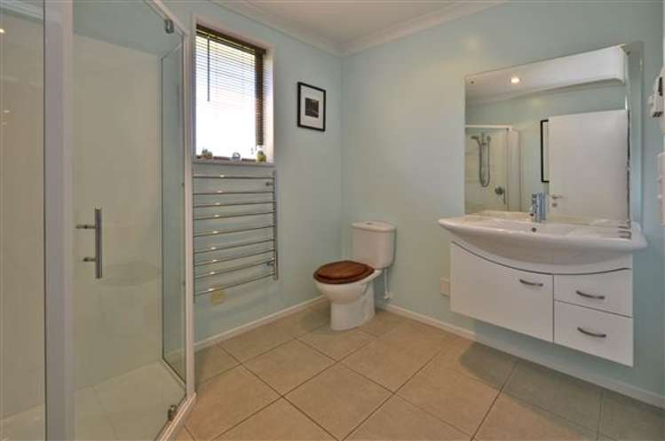 138a Richmond Hill Road Richmond Hill_16